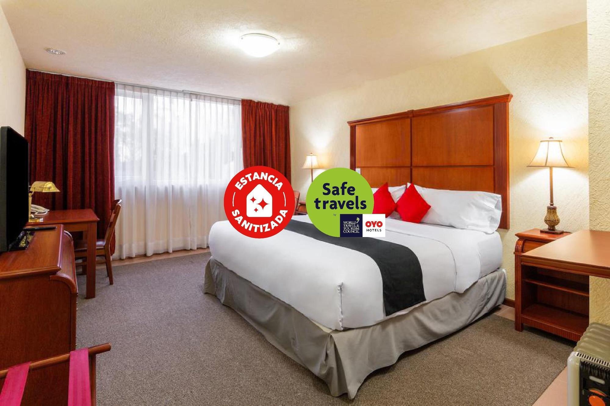 Howard Johnson By Wyndham Toluca Bagian luar foto