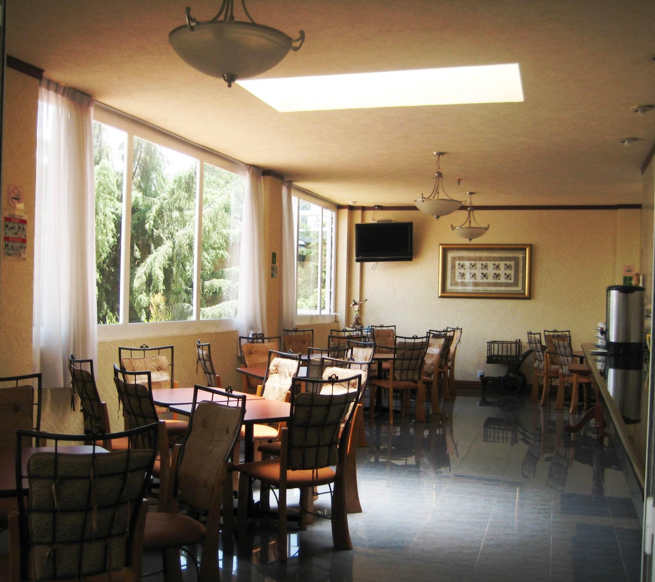 Howard Johnson By Wyndham Toluca Bagian luar foto