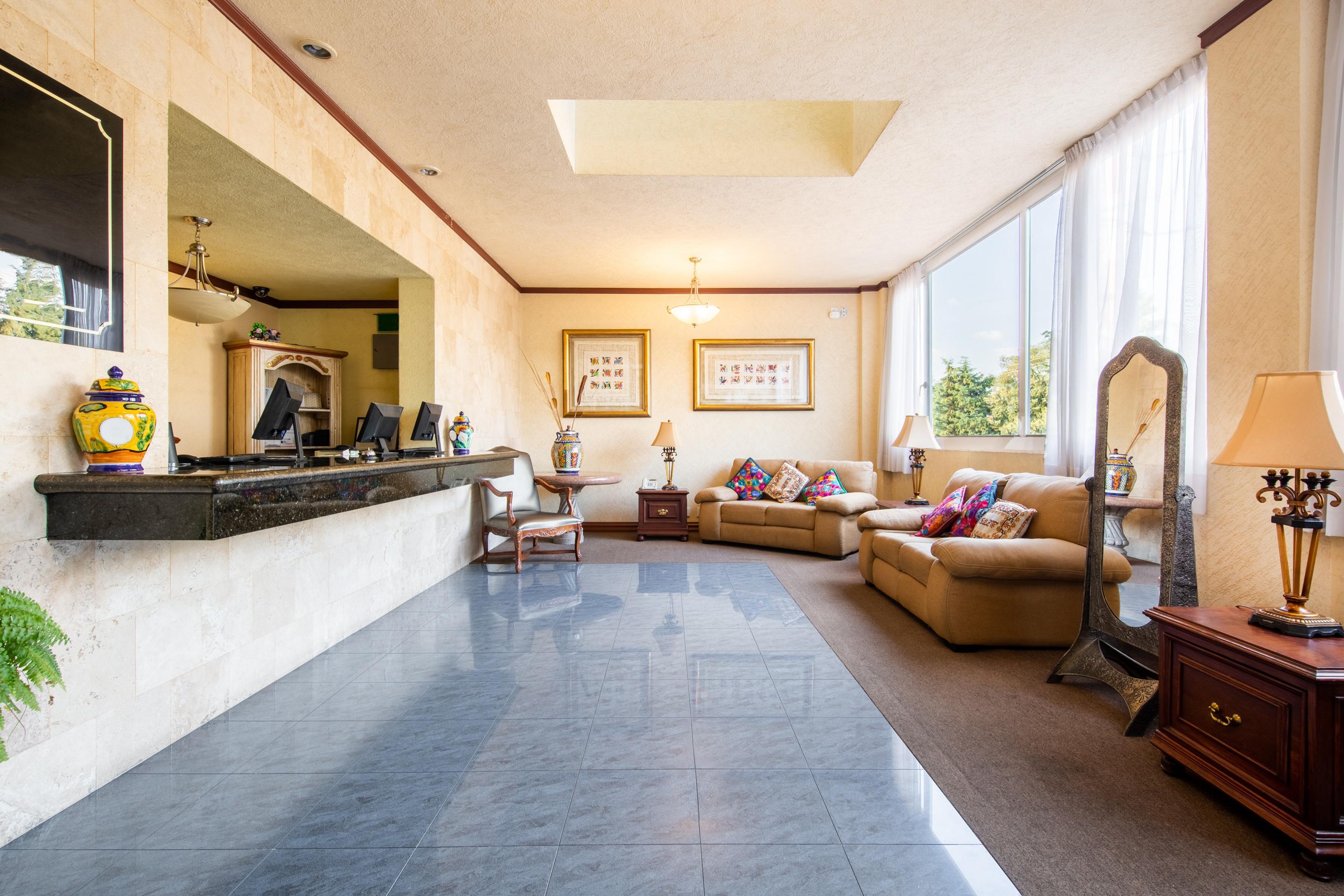 Howard Johnson By Wyndham Toluca Bagian luar foto