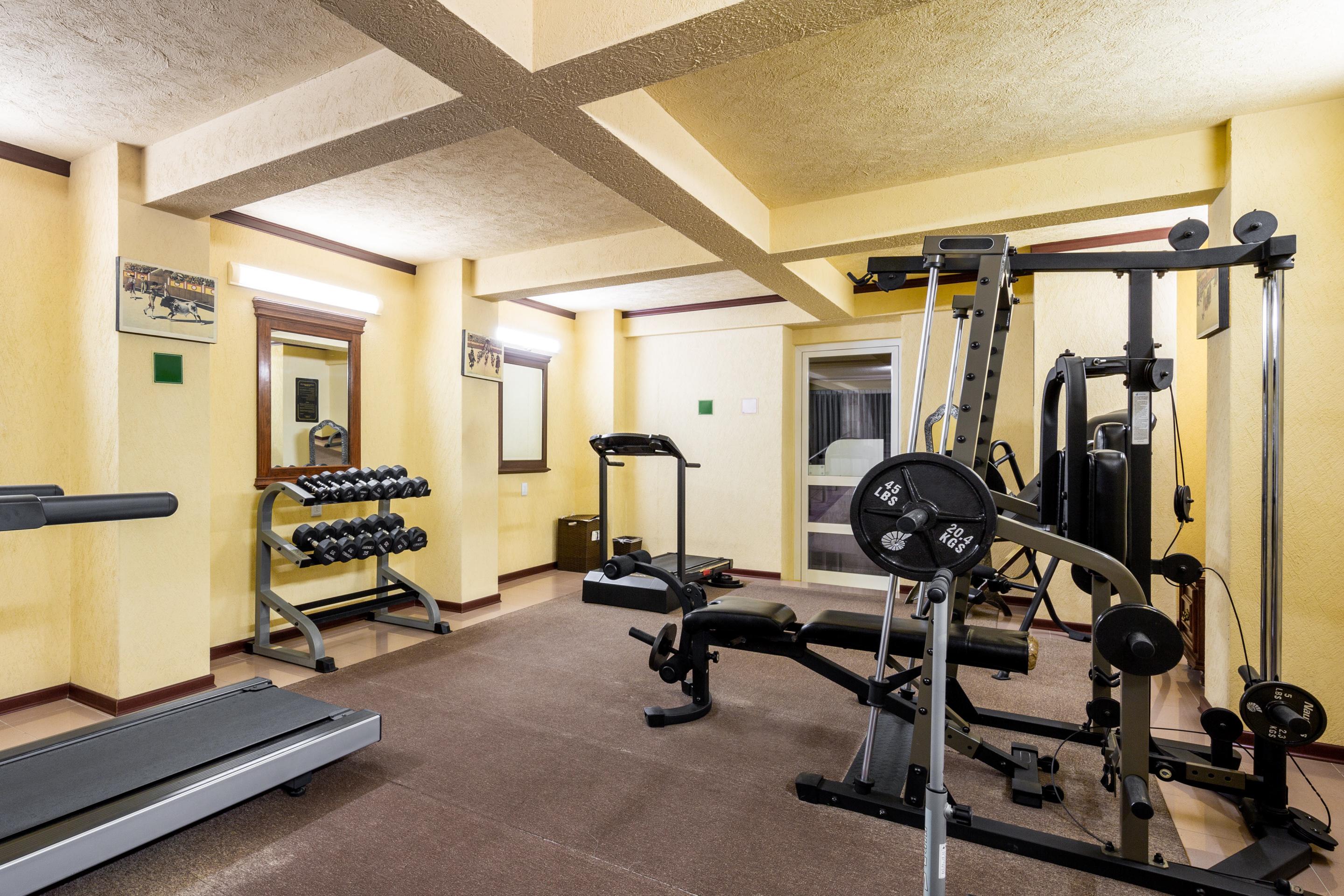 Howard Johnson By Wyndham Toluca Bagian luar foto