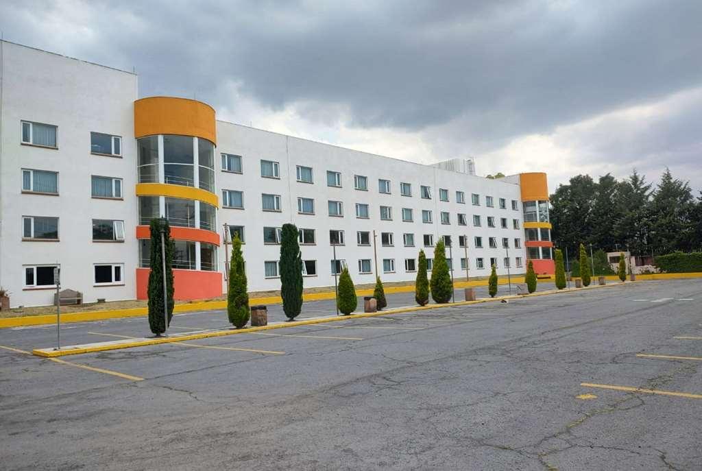 Howard Johnson By Wyndham Toluca Bagian luar foto